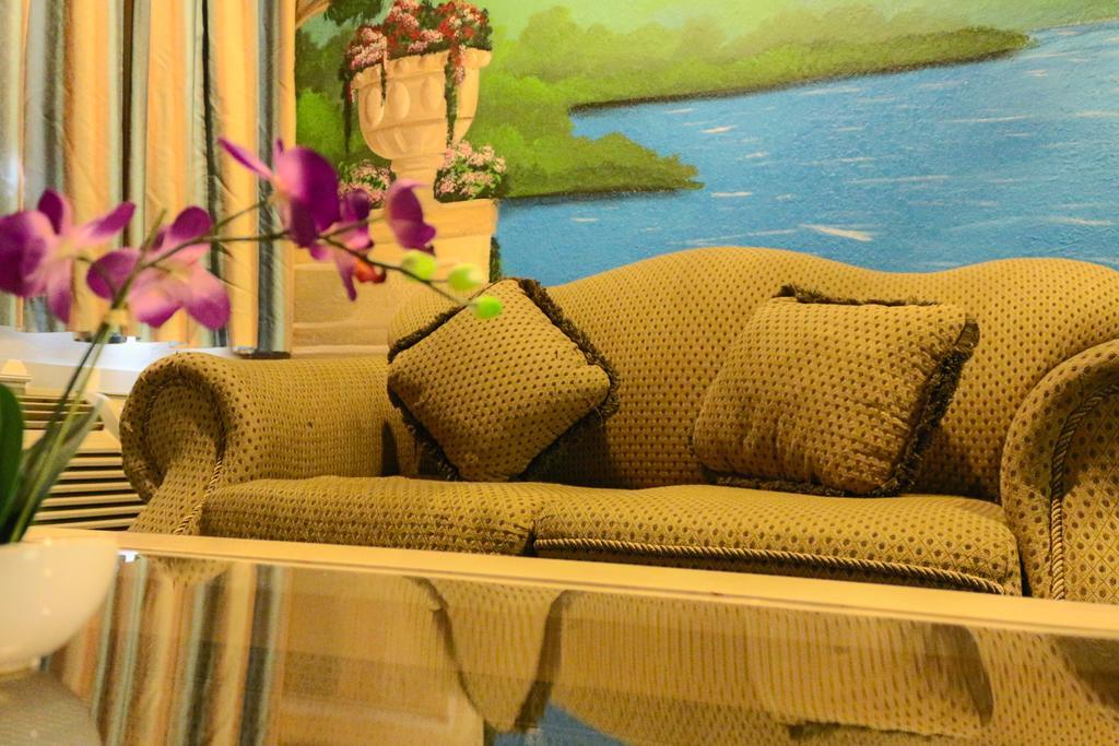 The Symphony Inn & Suites ヒューストン 部屋 写真