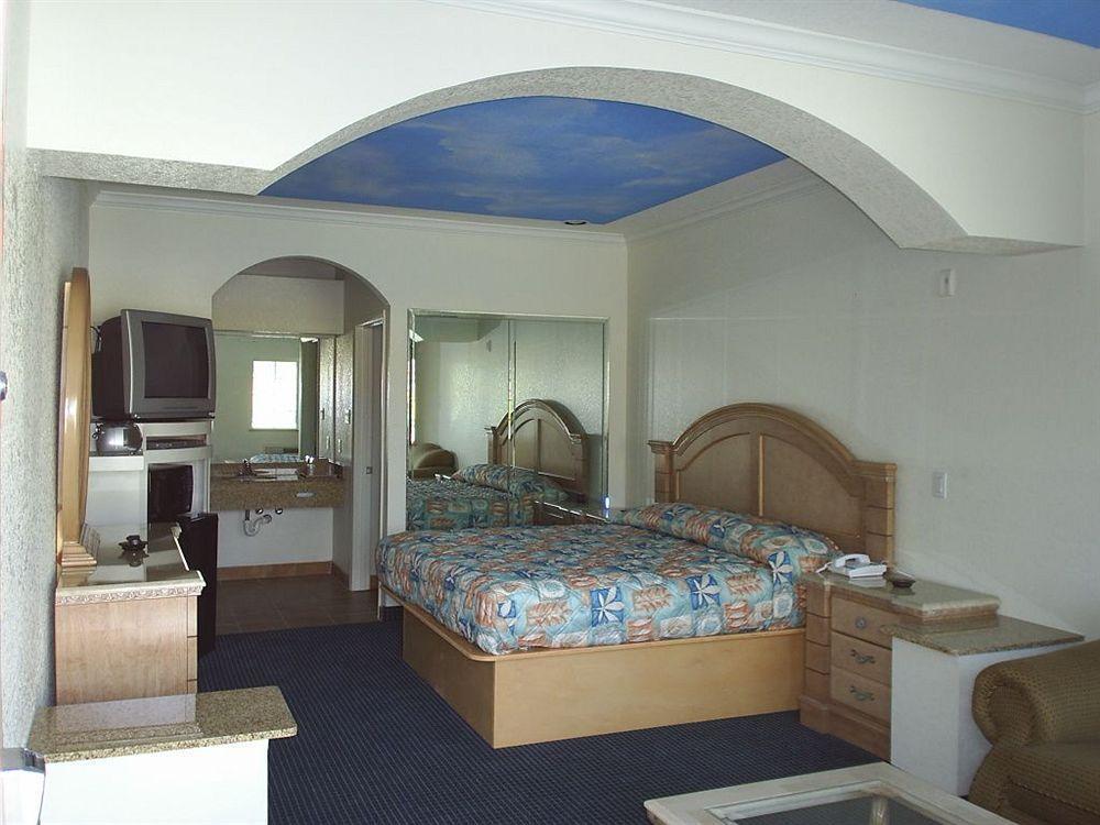 The Symphony Inn & Suites ヒューストン エクステリア 写真